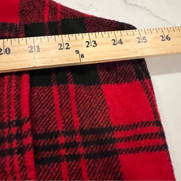 LL Bean Red/Black Wool Blend Plaid Outdoor Vest XL - Picture 5 of 10